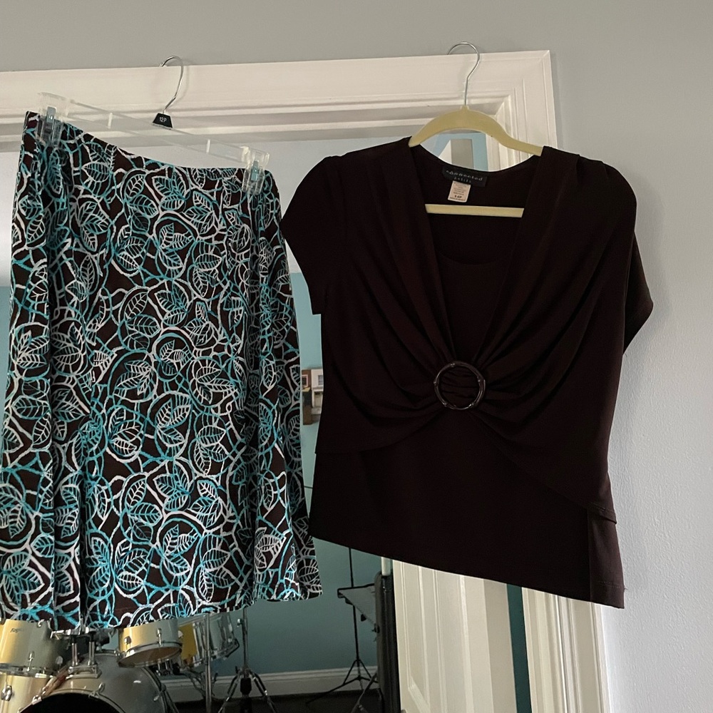 2 piece top and skirt brown, teal, white size 14petite 14p